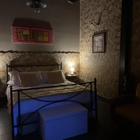 Conti לינה וארוחת בוקר 3*