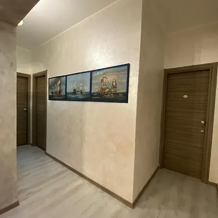 Conti 3* גיארדיני נאקסוס