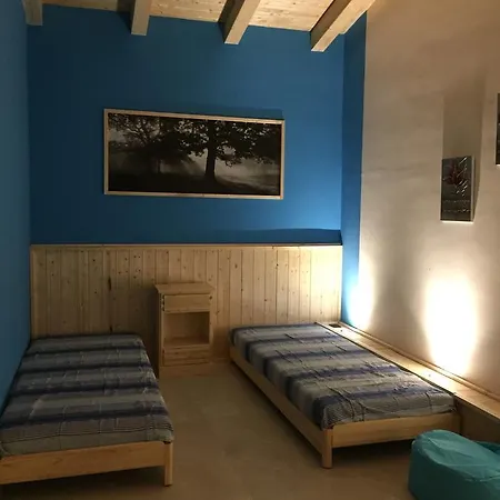 לינה וארוחת בוקר Conti גיארדיני נאקסוס