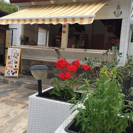 Conti ホテル ジャルディーニ・ナクソス