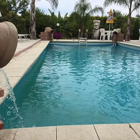 ホテル Conti ジャルディーニ・ナクソス