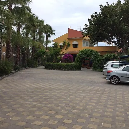 Conti Bed & Breakfast Giardini Naxos